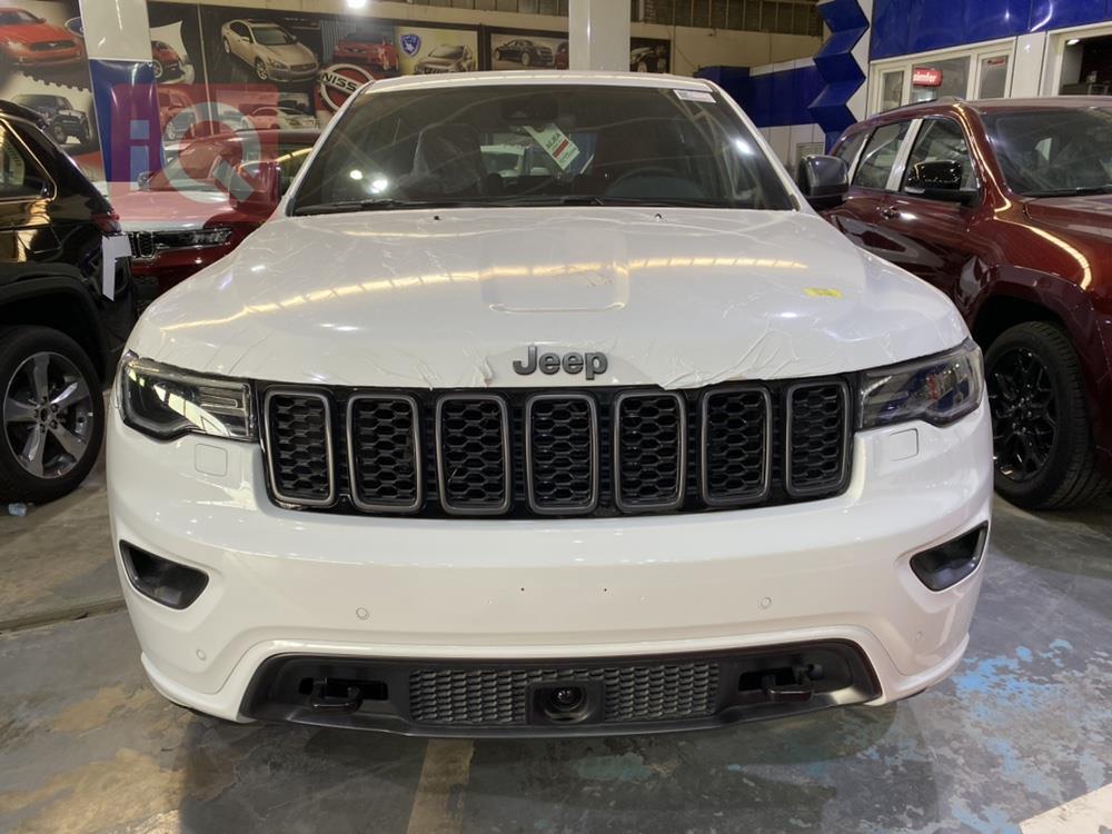 جیپ گراند شیرۆکی